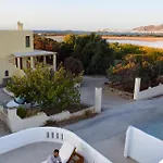 Sigma Signature Naxos Willa