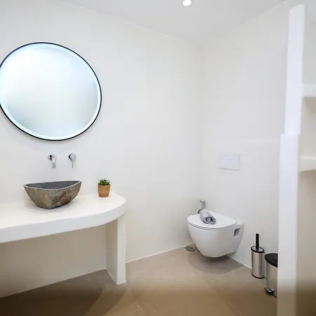 Sigma Signature Naxos